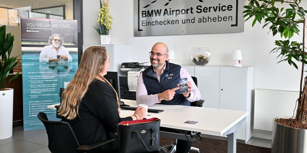 „Das Motto bei BMW lautet: ,Relax. We care‘“, sagt Martin Schöneseifen, Aftersales-Leiter der Filiale in Rath.