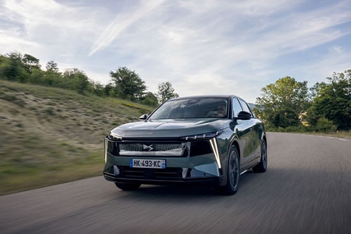 Der DS N°7 ist das neue SUV von DS Automobiles.
